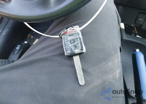 2015 Honda Civic Lx z USA, uszkodzony, nr VIN 19XFB2F52FE222056